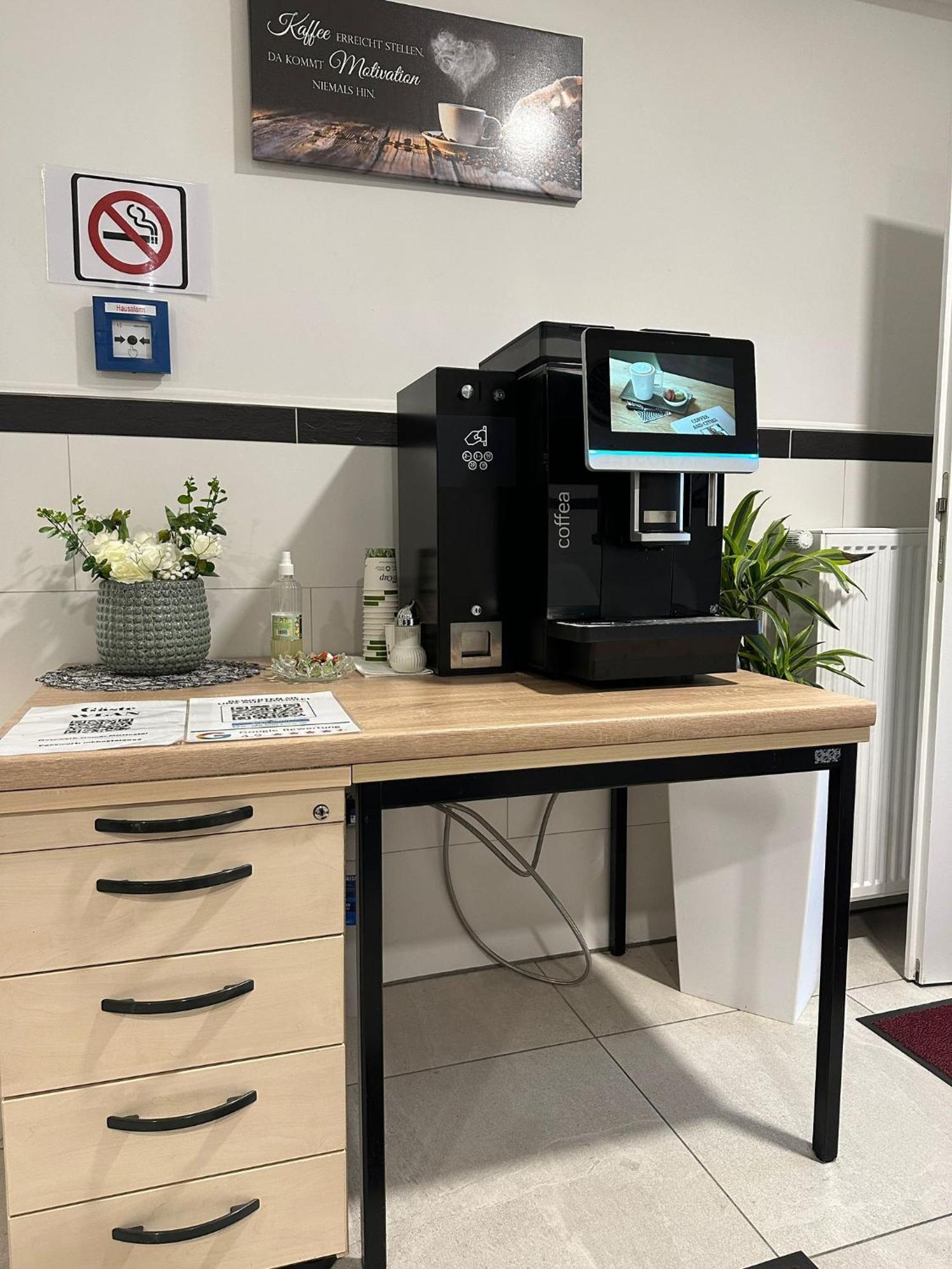 Mk Hostel Oyten - Free Wifi & Parking - 24H Check-In Buitenkant foto