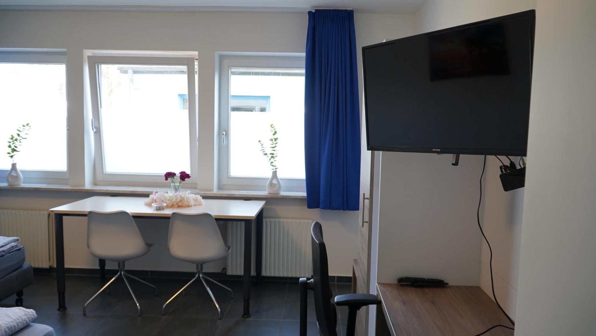 Mk Hostel Oyten - Free Wifi & Parking - 24H Check-In Buitenkant foto