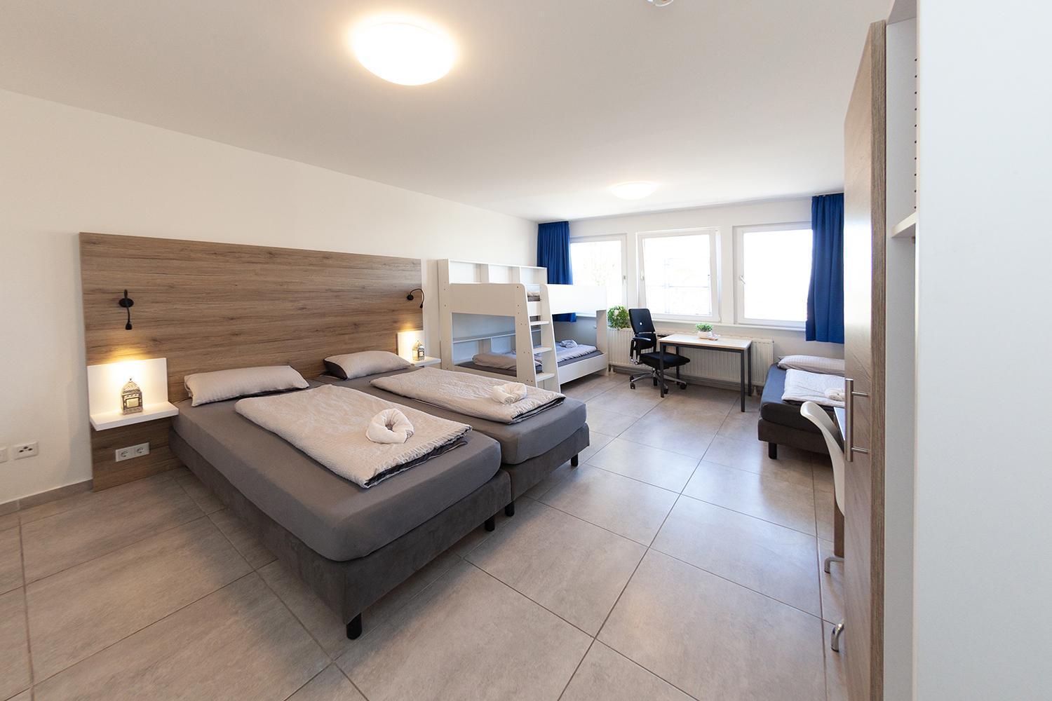 Mk Hostel Oyten - Free Wifi & Parking - 24H Check-In Buitenkant foto