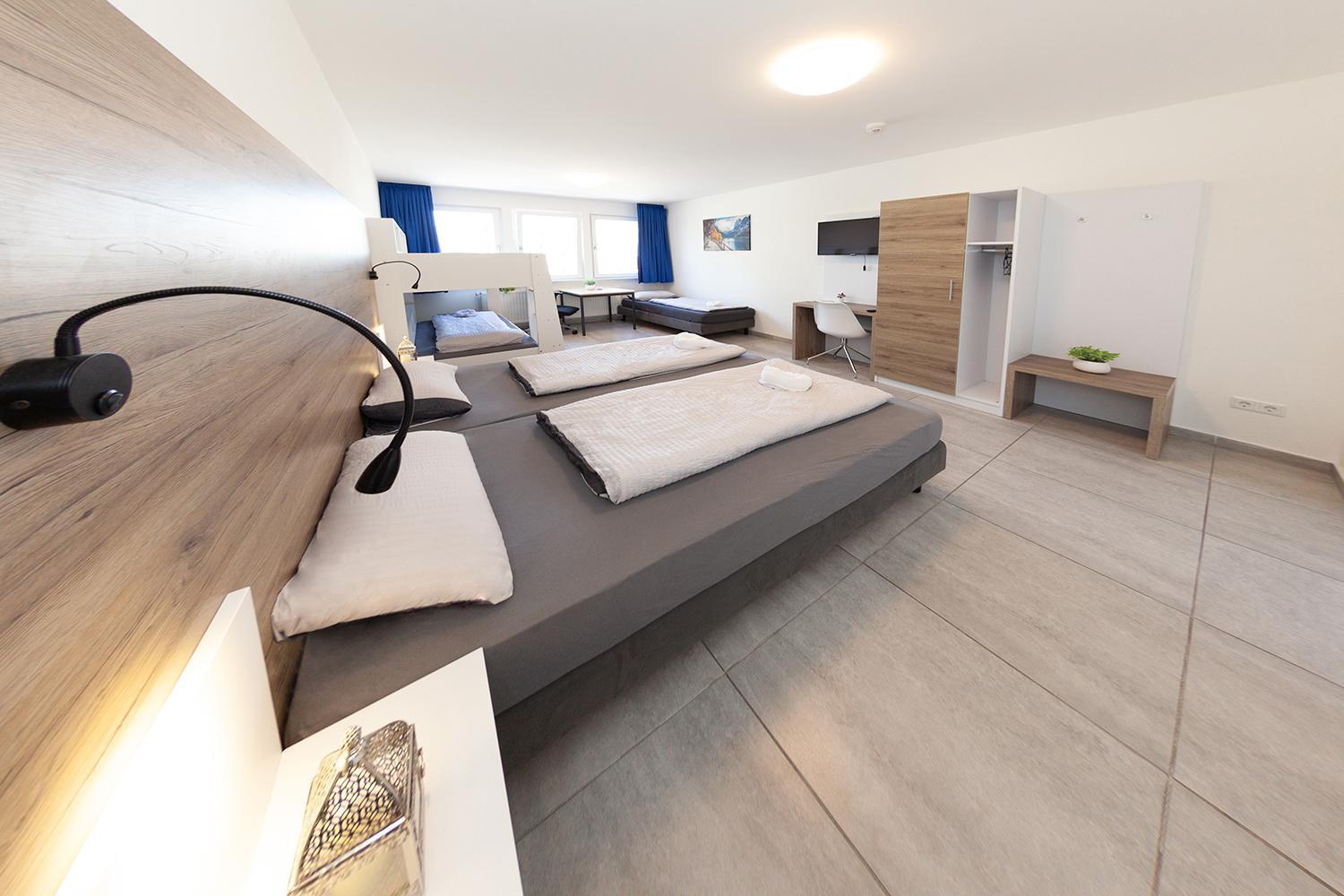 Mk Hostel Oyten - Free Wifi & Parking - 24H Check-In Buitenkant foto