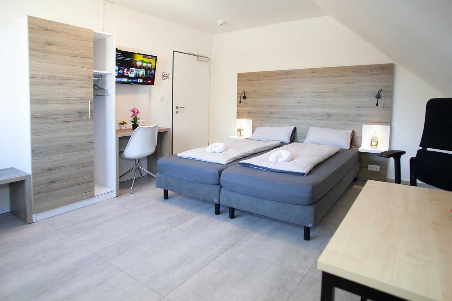 Mk Hostel Oyten - Free Wifi & Parking - 24H Check-In Buitenkant foto